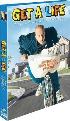 Carátula del DVD de la serie completa: Chris Elliott, de rodillas sobre una bicicleta con una bolsa de reparto de periódicos